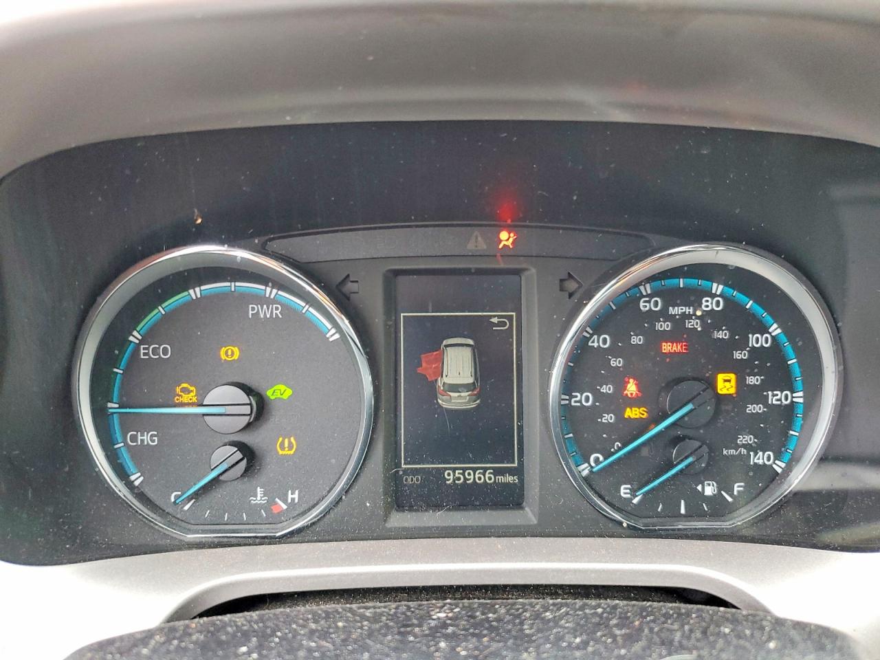 2016 TOYOTA RAV4 HV XLE photo 17