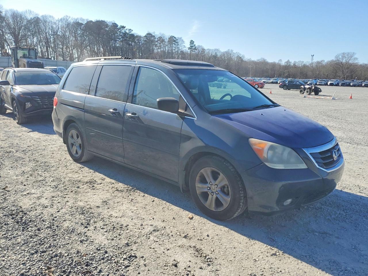 2010 HONDA ODYSSEY TOURING photo 4