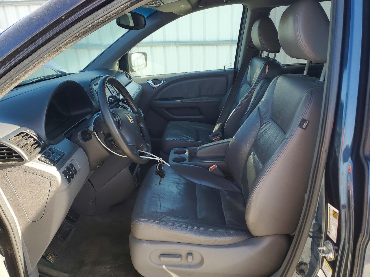 2010 HONDA ODYSSEY TOURING photo 7