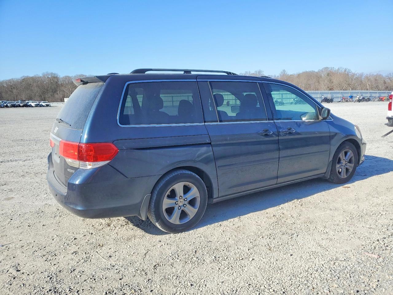 2010 HONDA ODYSSEY TOURING photo 3