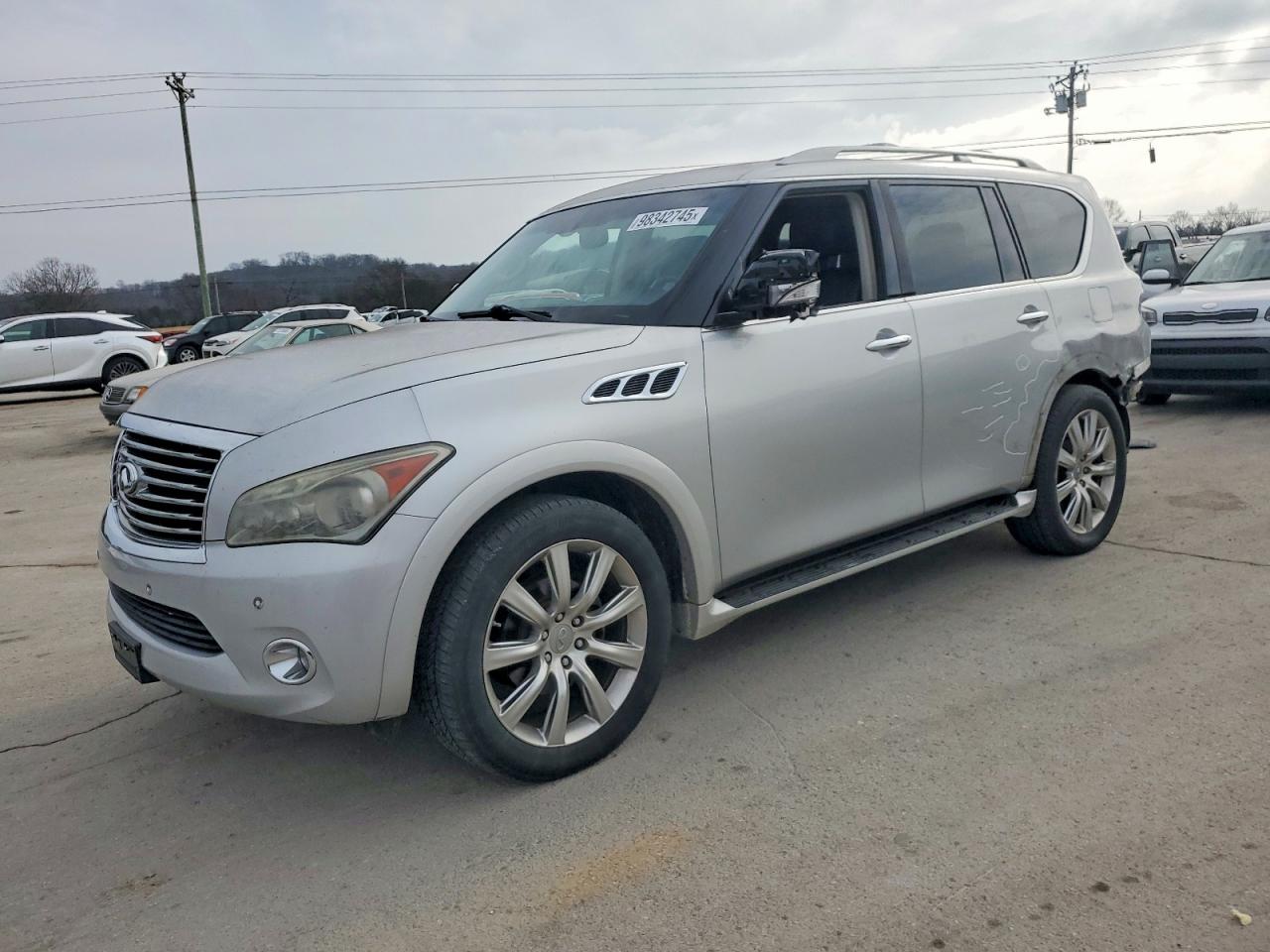 2013 INFINITI QX56