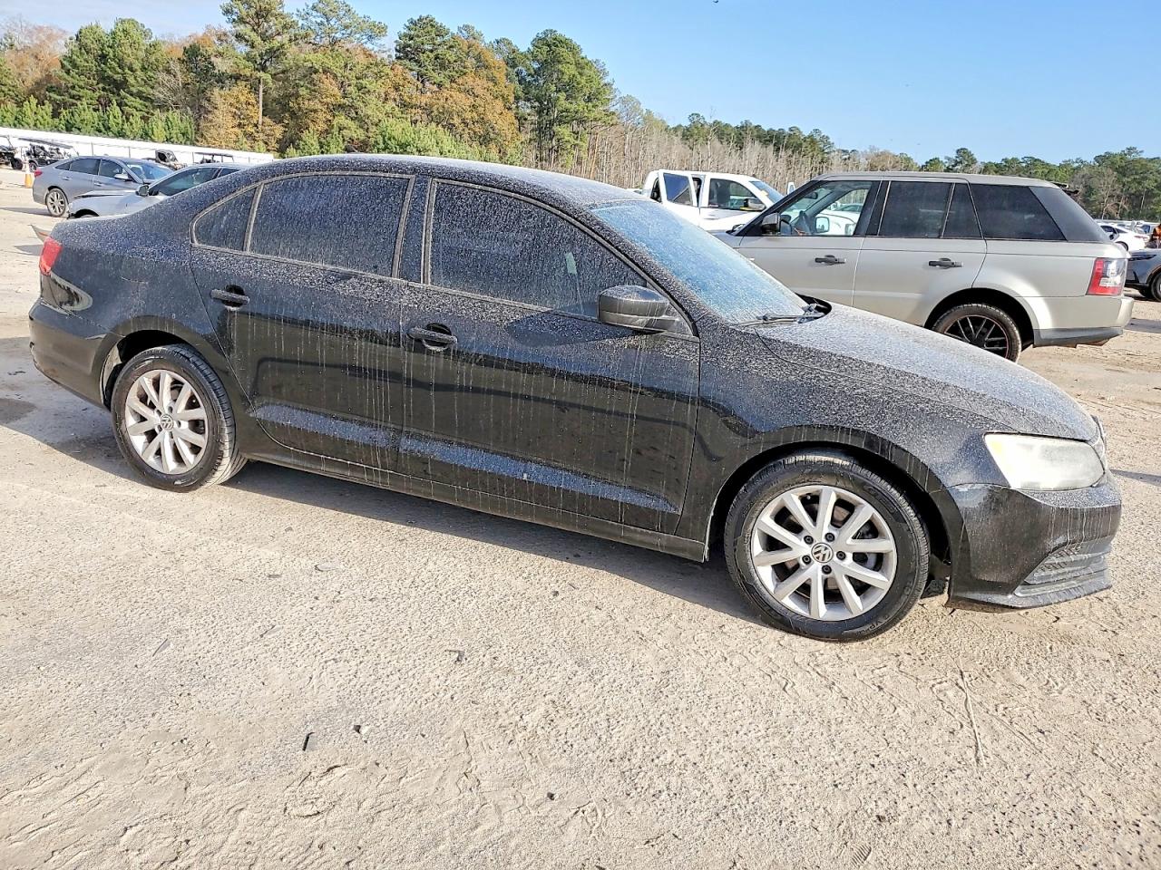 2015 VOLKSWAGEN JETTA SE photo 4