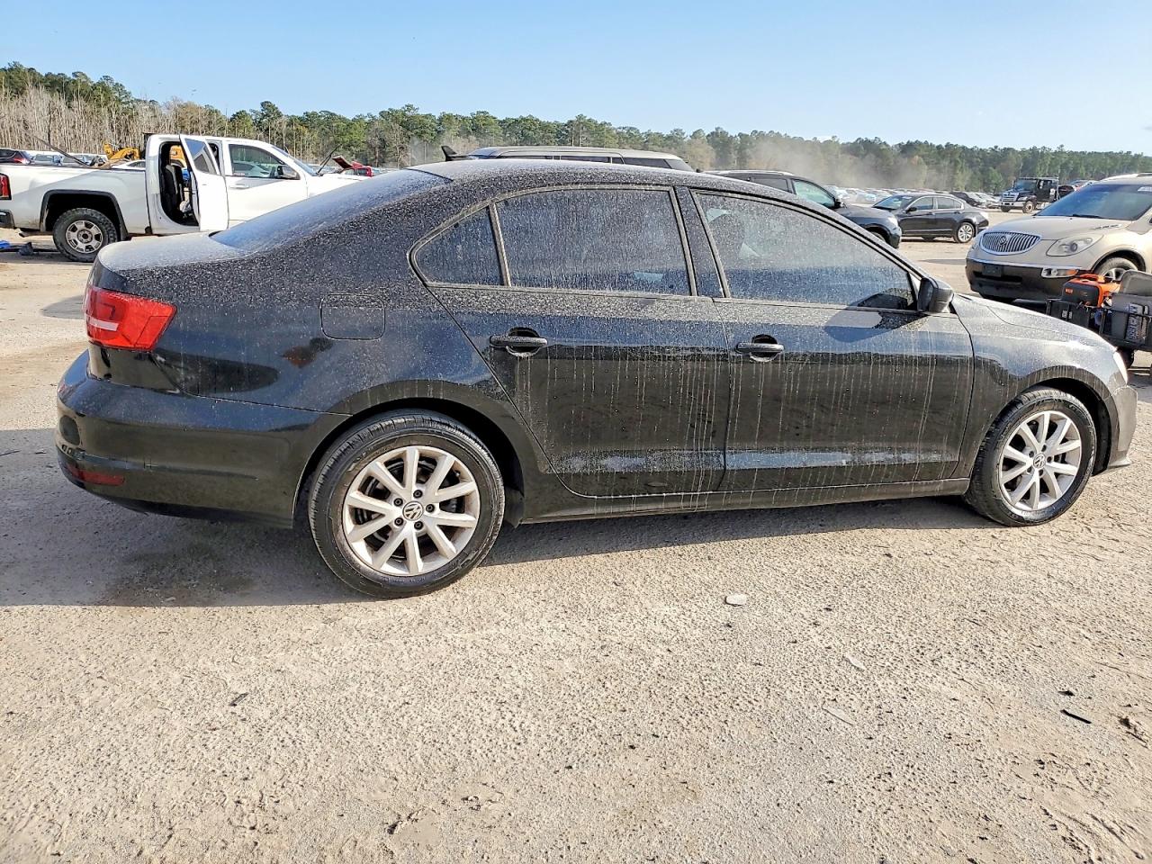 2015 VOLKSWAGEN JETTA SE photo 3