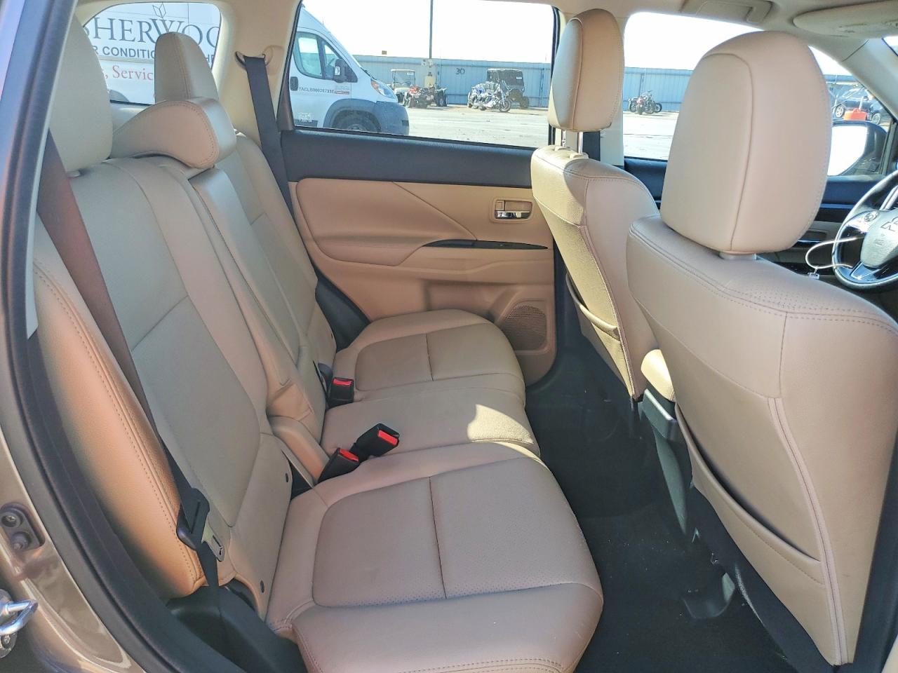 2018 MITSUBISHI OUTLANDER SE photo 11
