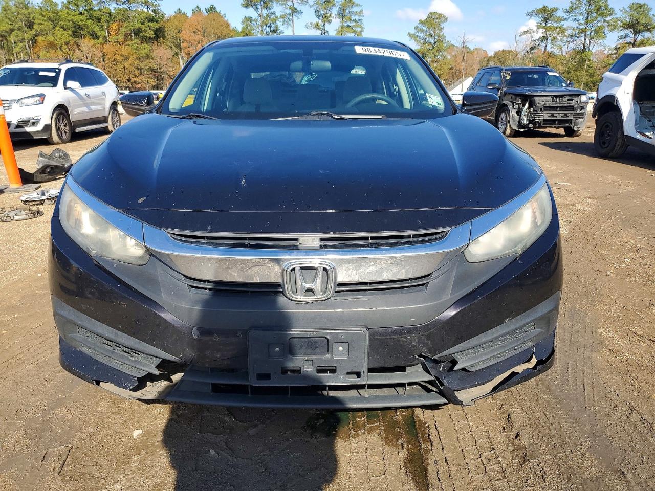 2016 HONDA CIVIC LX photo 5