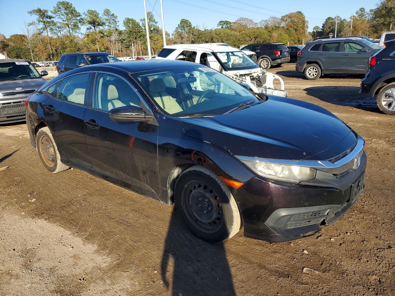 2016 HONDA CIVIC LX photo 4