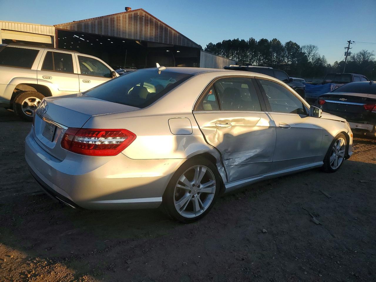 2012 MERCEDES-BENZ E 350 photo 3