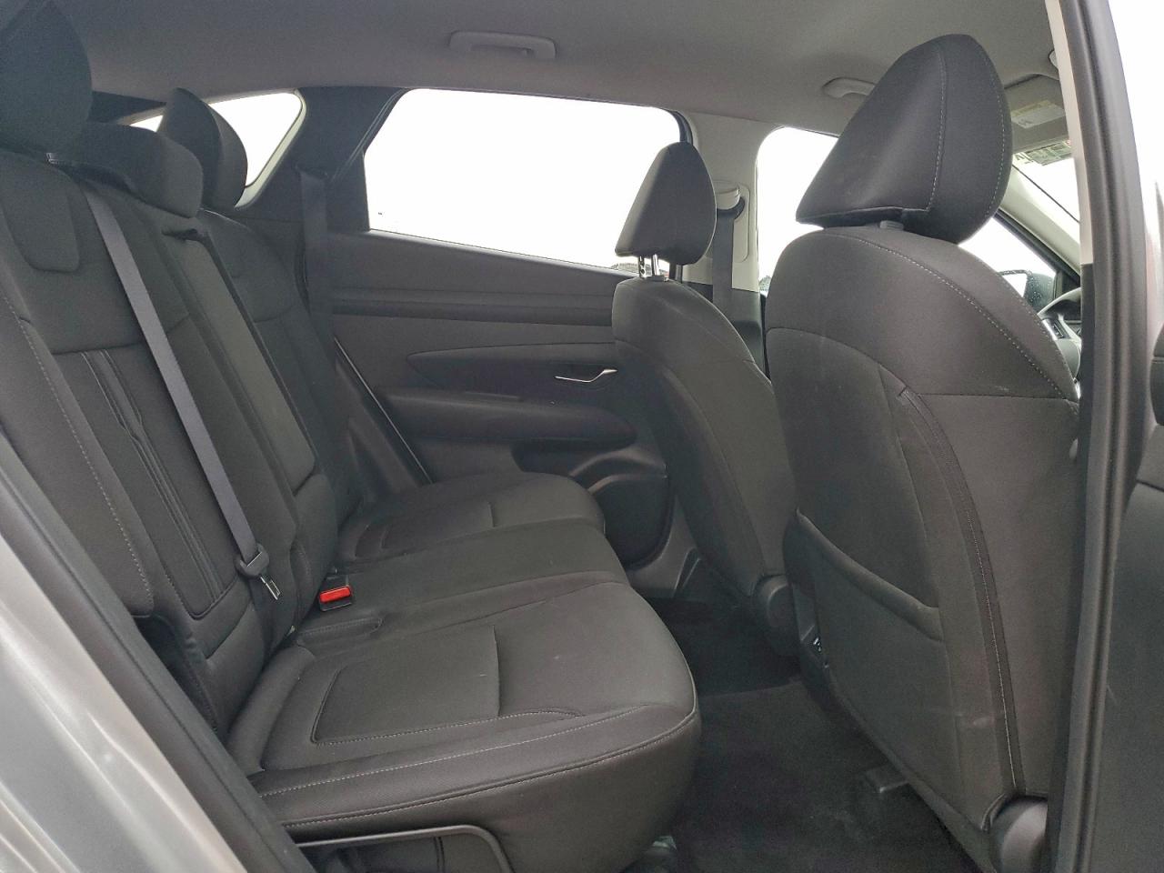 2025 HYUNDAI TUCSON SEL photo 11