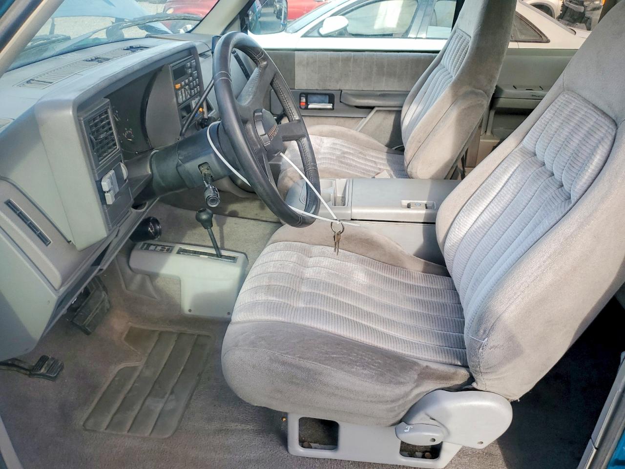 1993 CHEVROLET GMT-400 K1500 photo 7