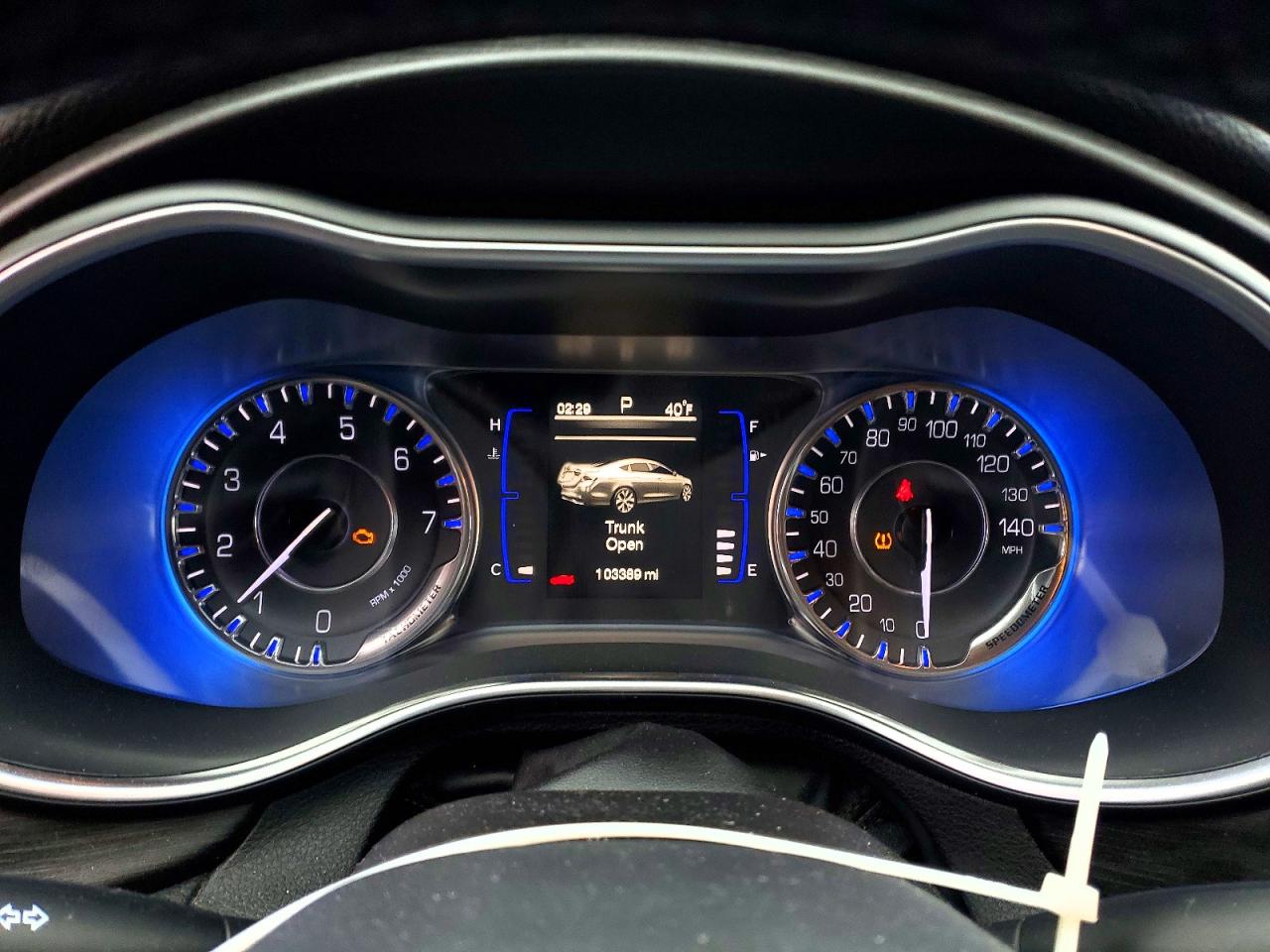 2015 CHRYSLER 200 LIMITED photo 9