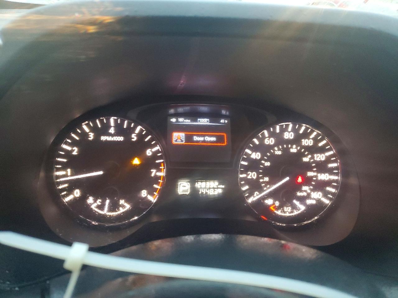 2013 NISSAN PATHFINDER S photo 9