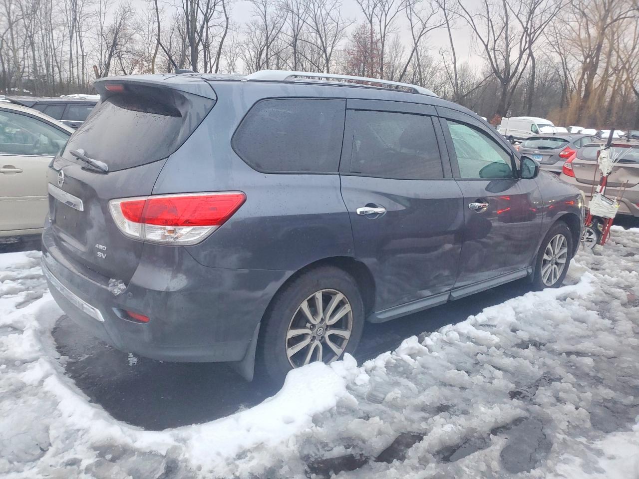 2013 NISSAN PATHFINDER S photo 3