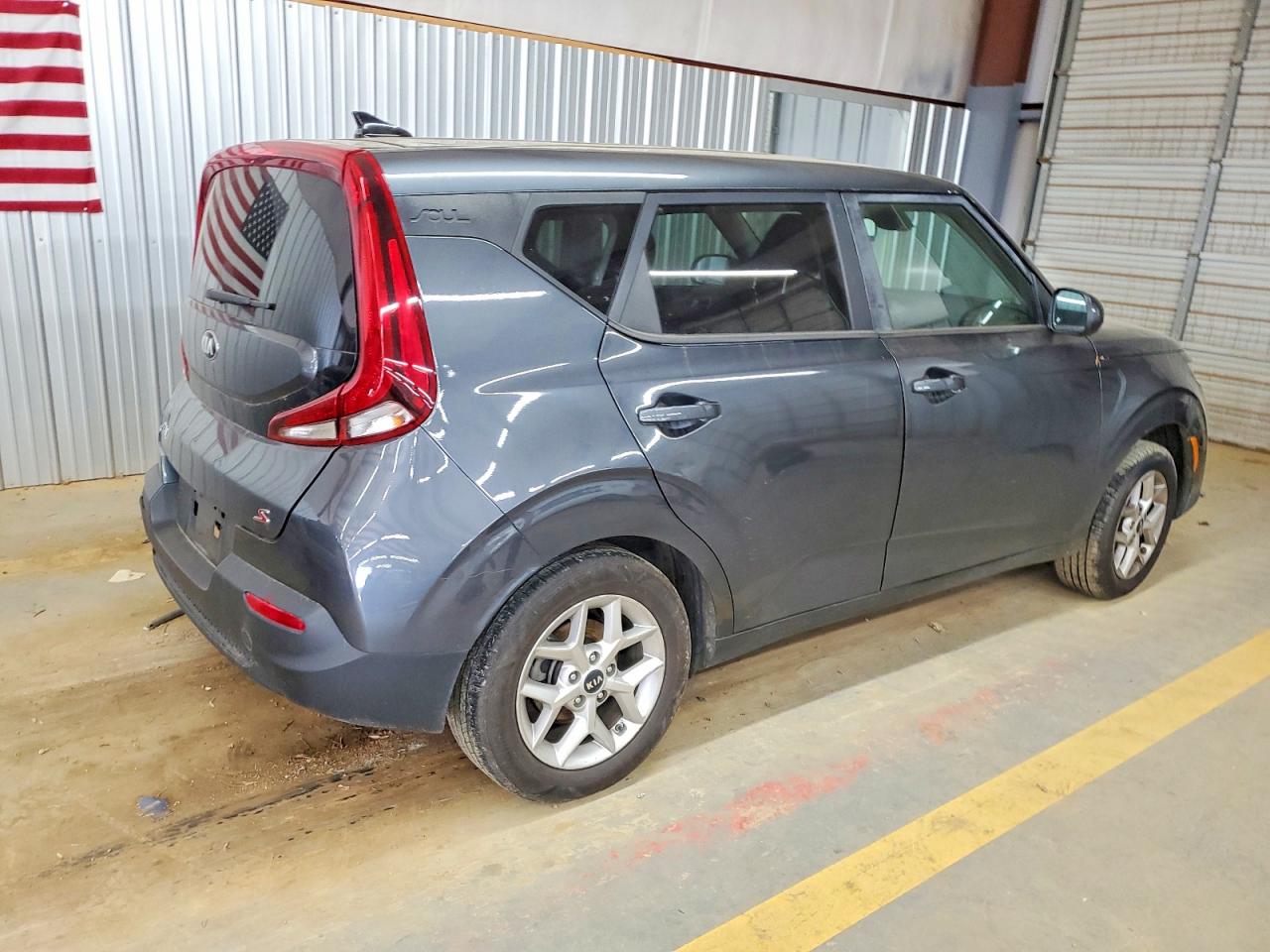 2021 KIA SOUL LX photo 3