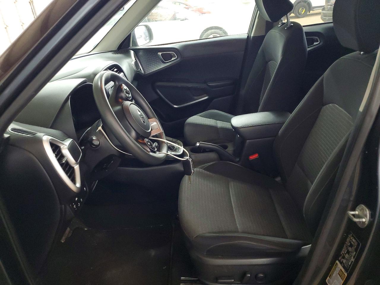 2021 KIA SOUL LX photo 7