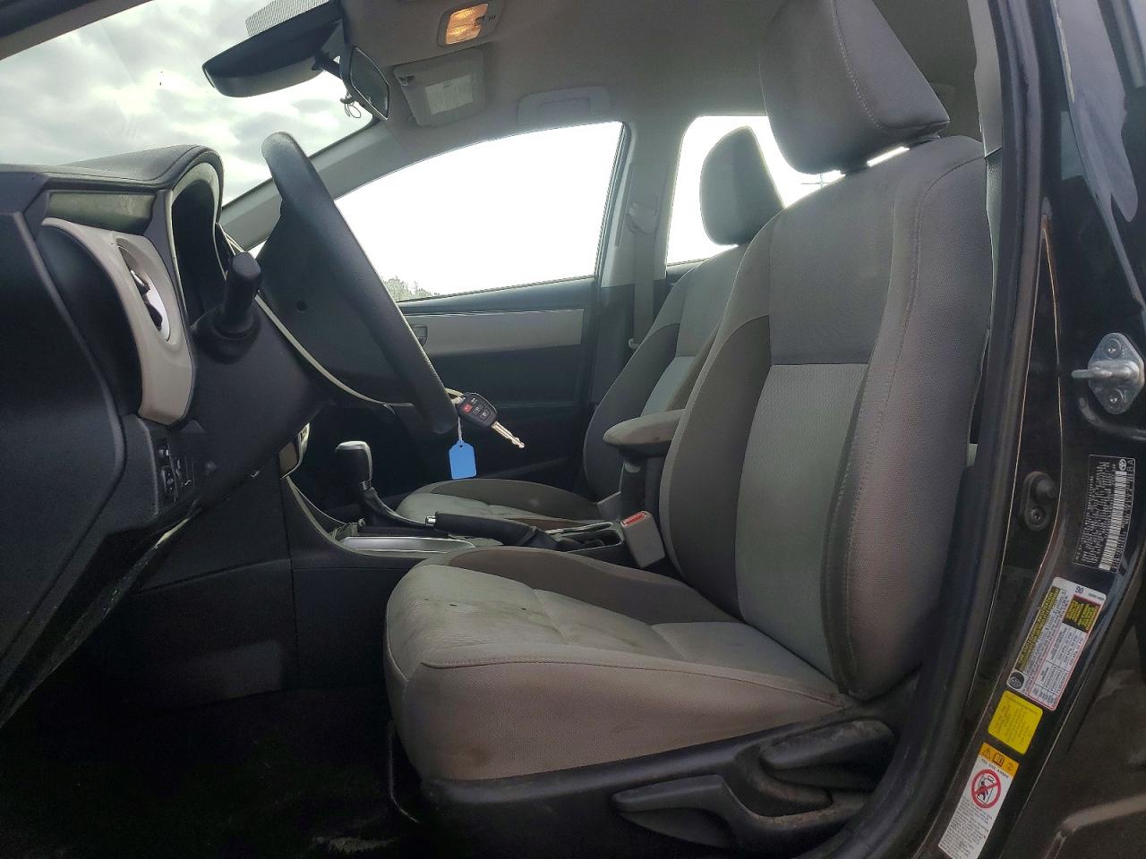 2018 TOYOTA COROLLA L photo 7