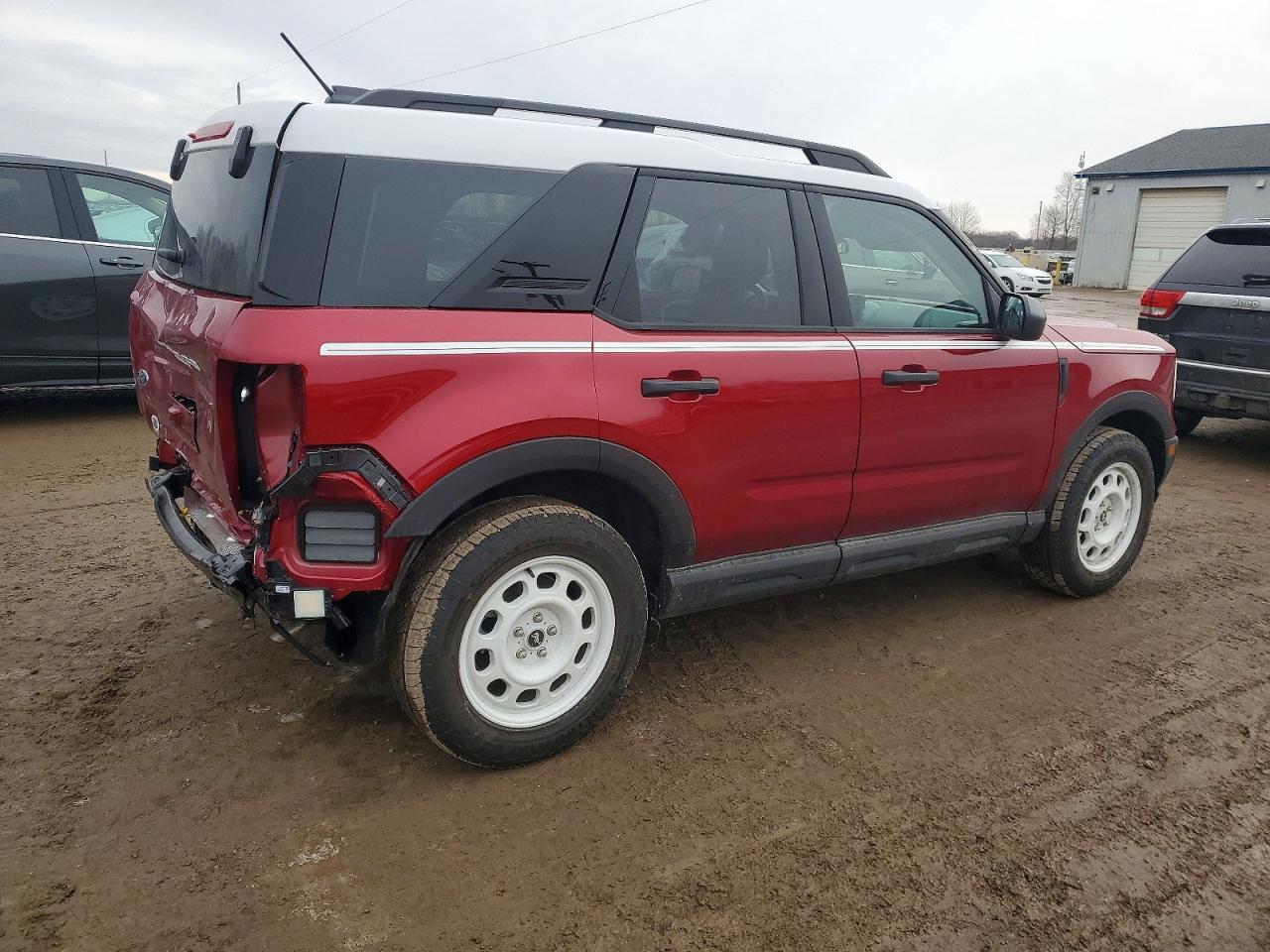2025 FORD BRONCO SPORT HERITAGE photo 3