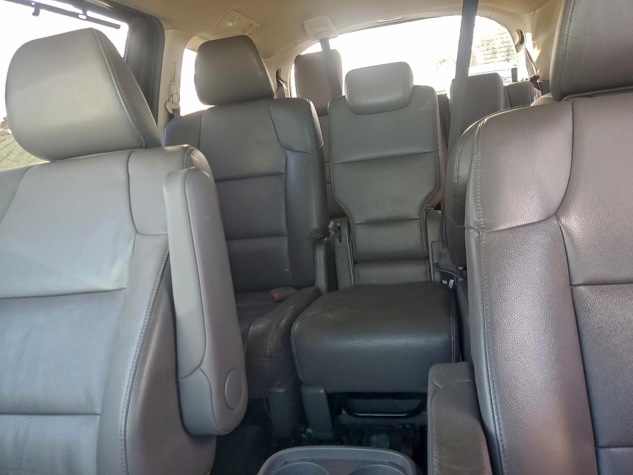 2012 HONDA ODYSSEY TOURING photo 10