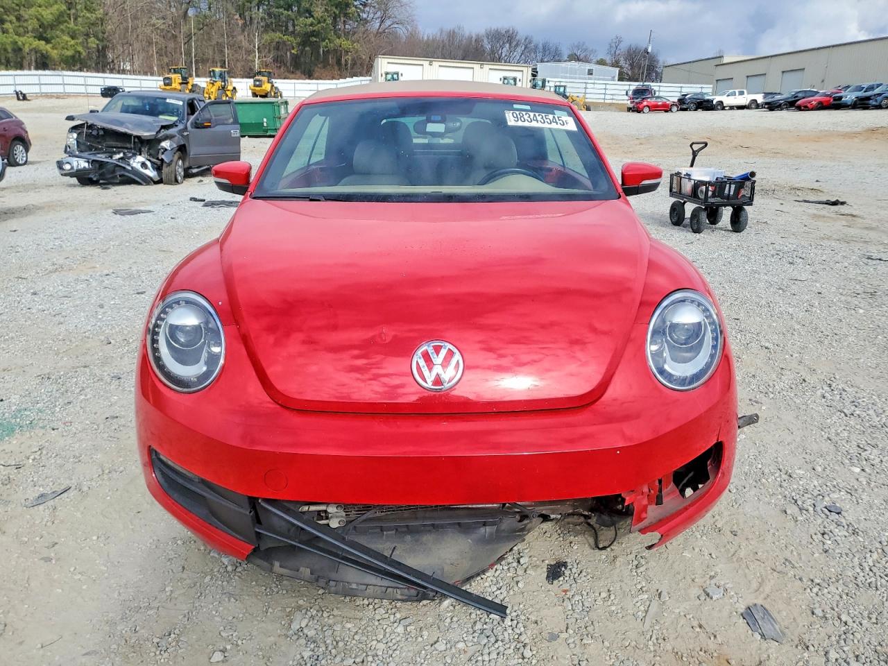 2016 VOLKSWAGEN BEETLE S/SE photo 5