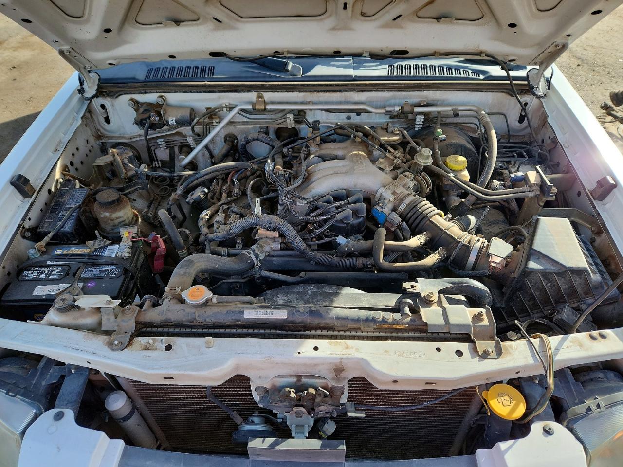 2004 NISSAN FRONTIER KING CAB XE V6 photo 11