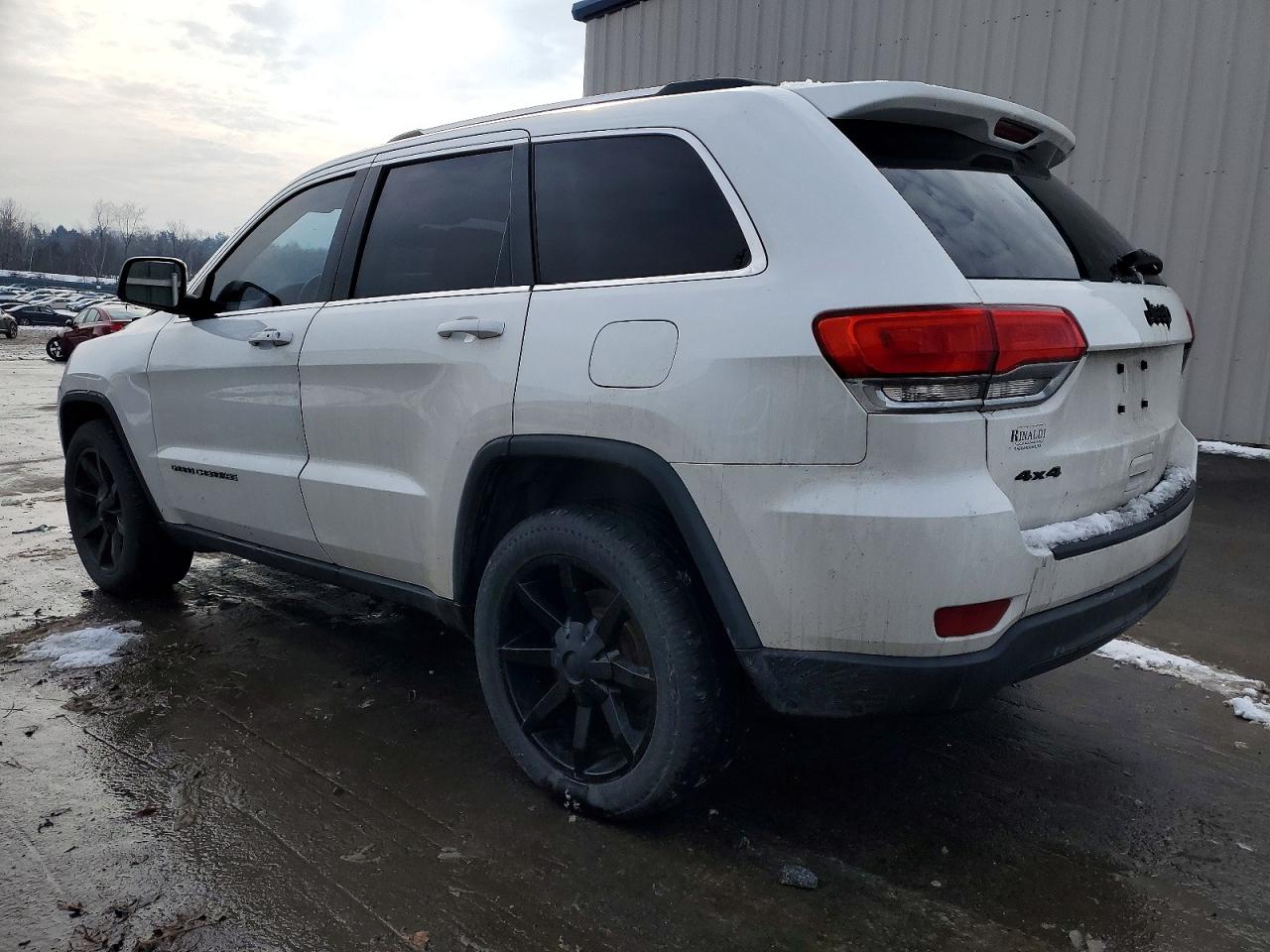 2014 JEEP GRAND CHEROKEE LAREDO photo 2