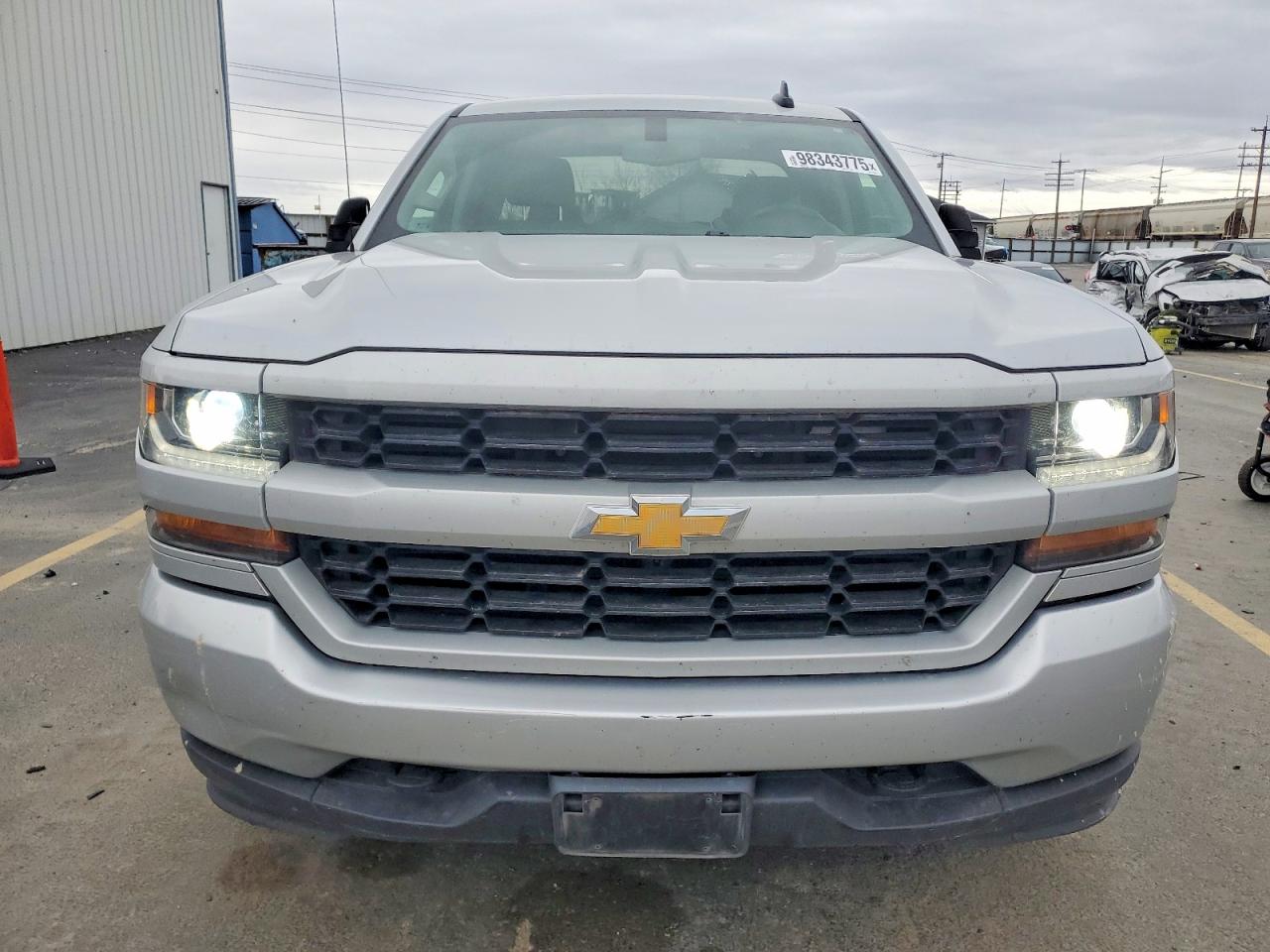 2018 CHEVROLET SILVERADO K1500 CUSTOM photo 5