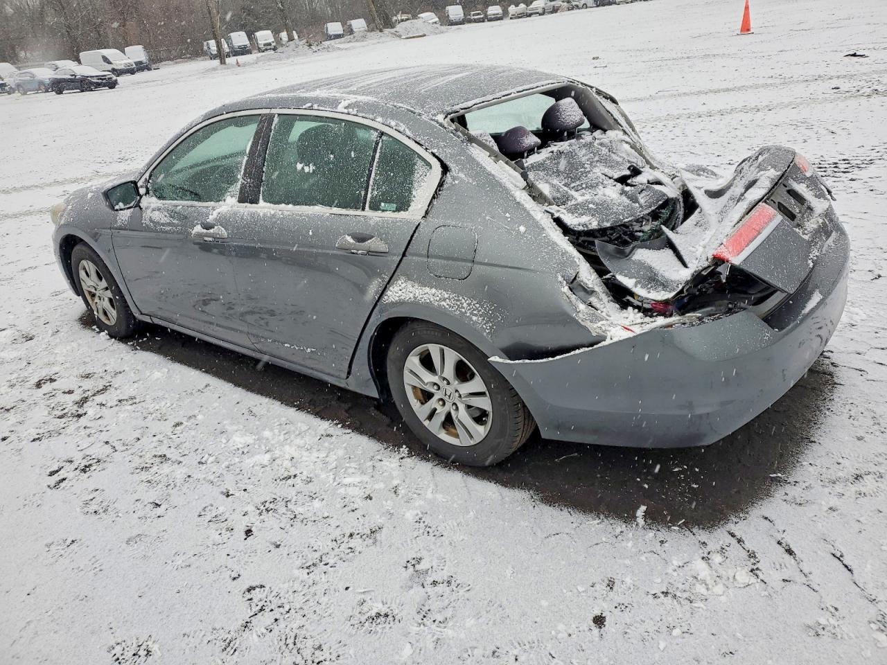 2011 HONDA ACCORD LXP photo 2