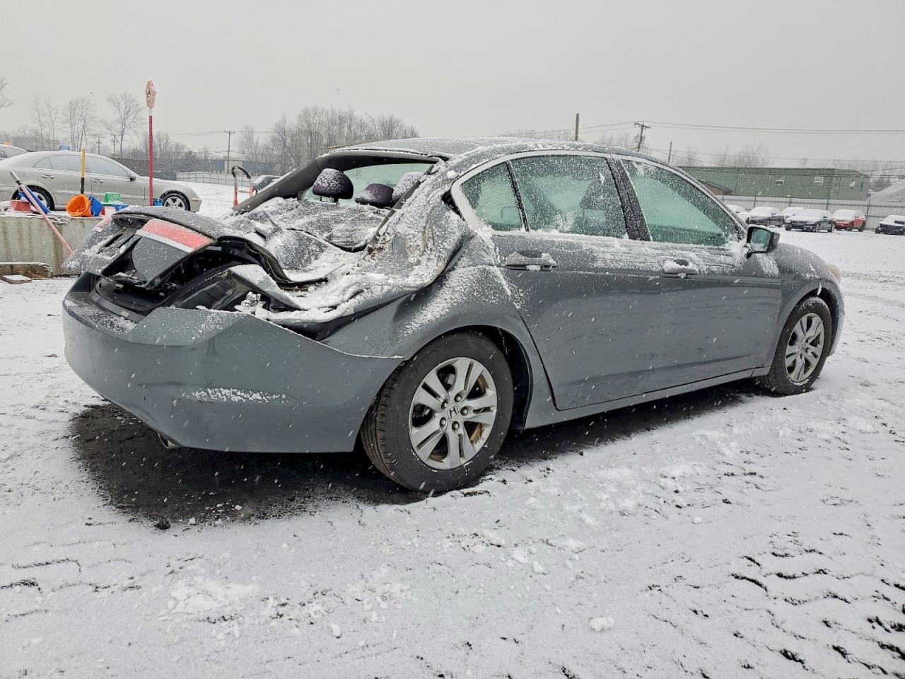 2011 HONDA ACCORD LXP photo 3