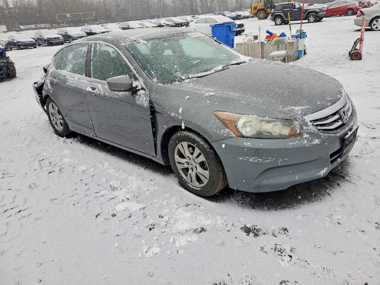 2011 HONDA ACCORD LXP photo 4