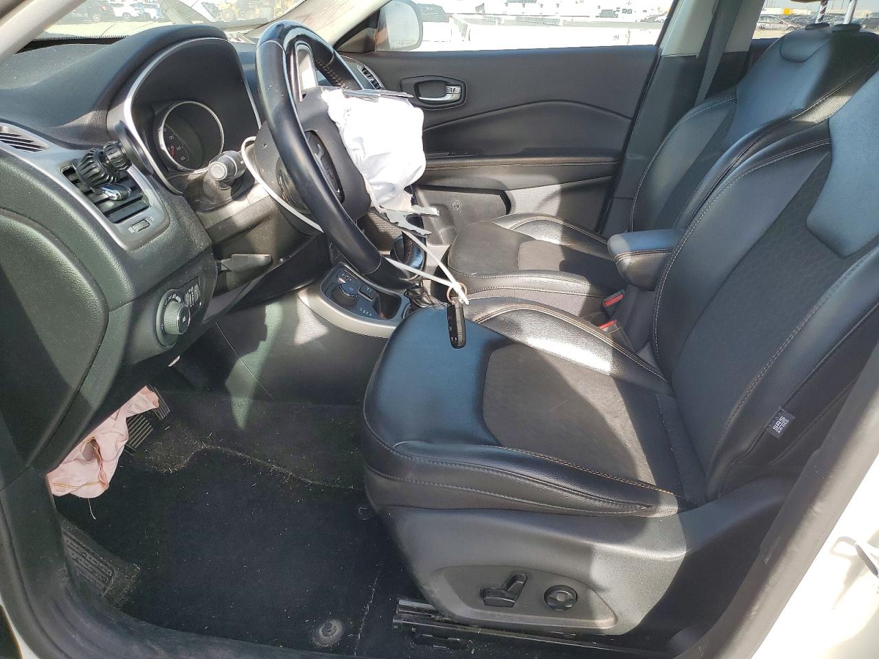 2019 JEEP COMPASS LATITUDE photo 7