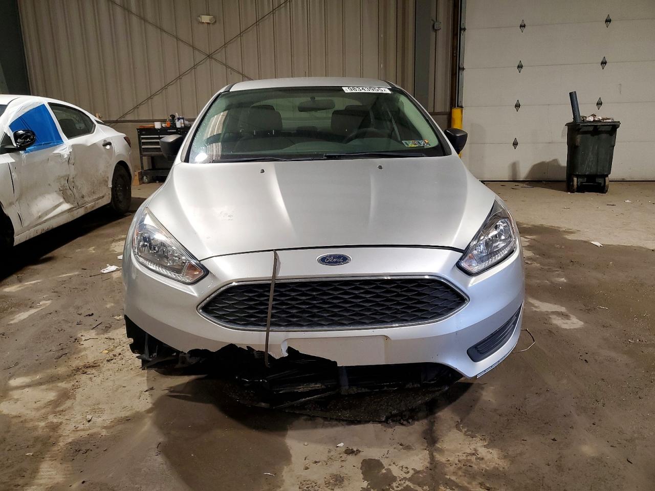 2018 FORD FOCUS S photo 5
