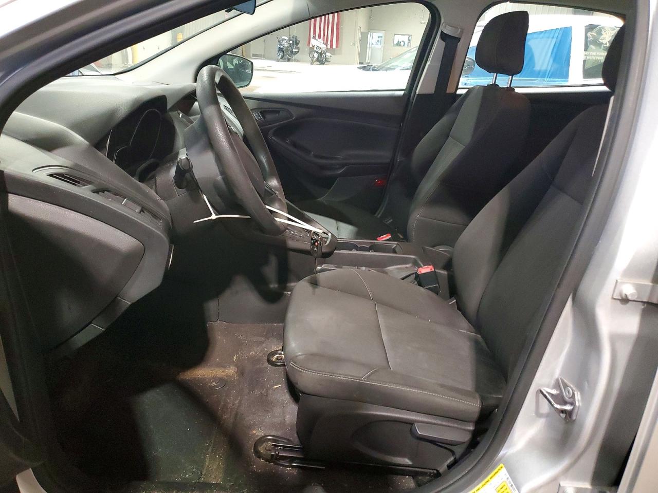 2018 FORD FOCUS S photo 7