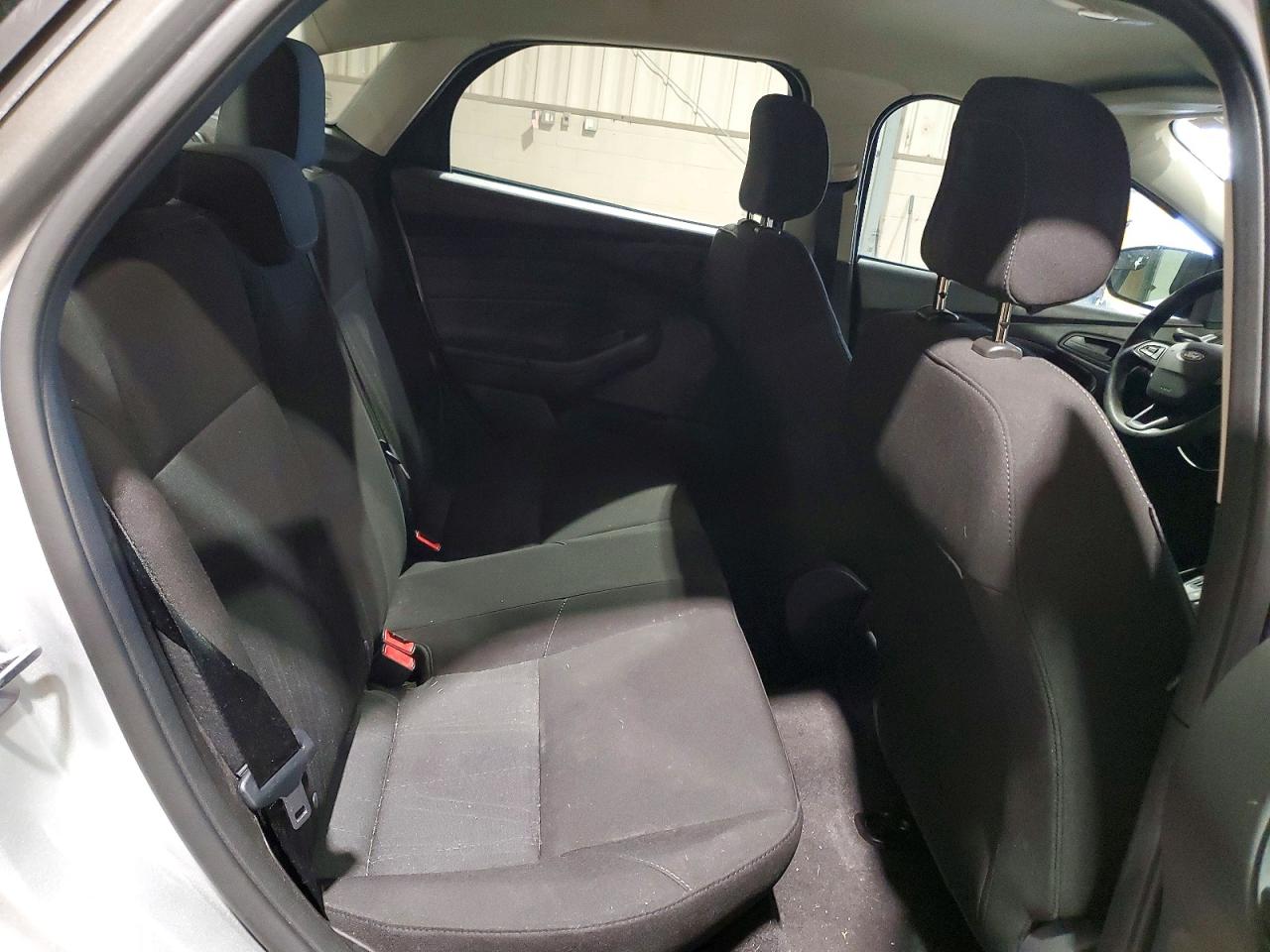 2018 FORD FOCUS S photo 10