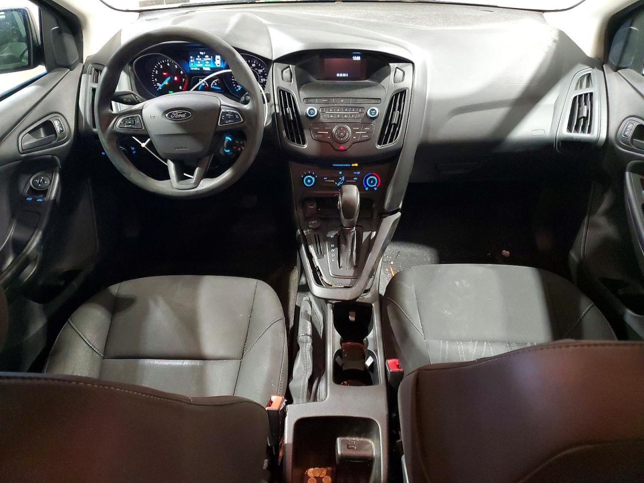 2018 FORD FOCUS S photo 8
