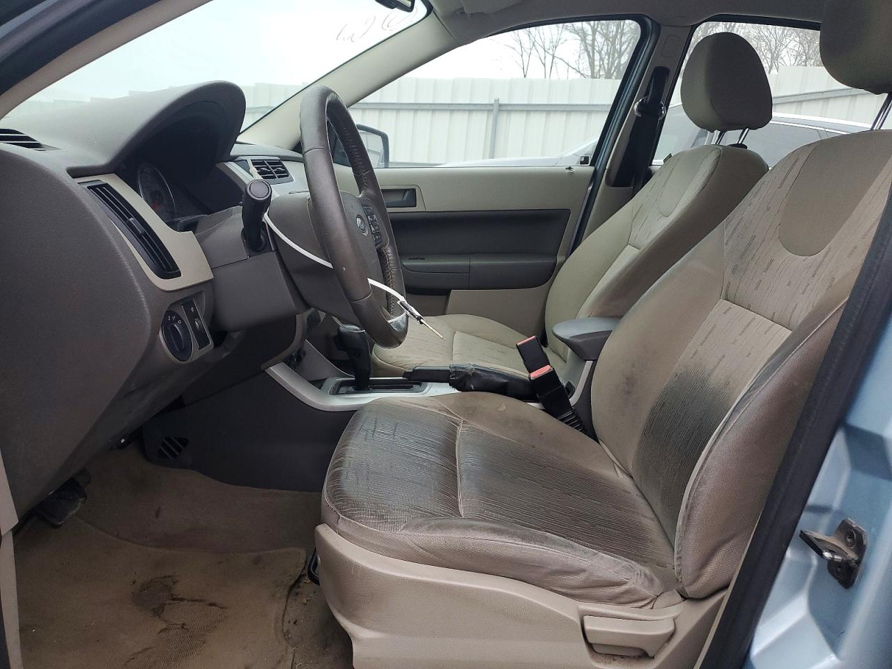 2008 FORD FOCUS SE photo 7