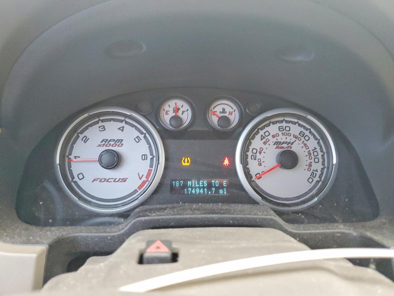2008 FORD FOCUS SE photo 9