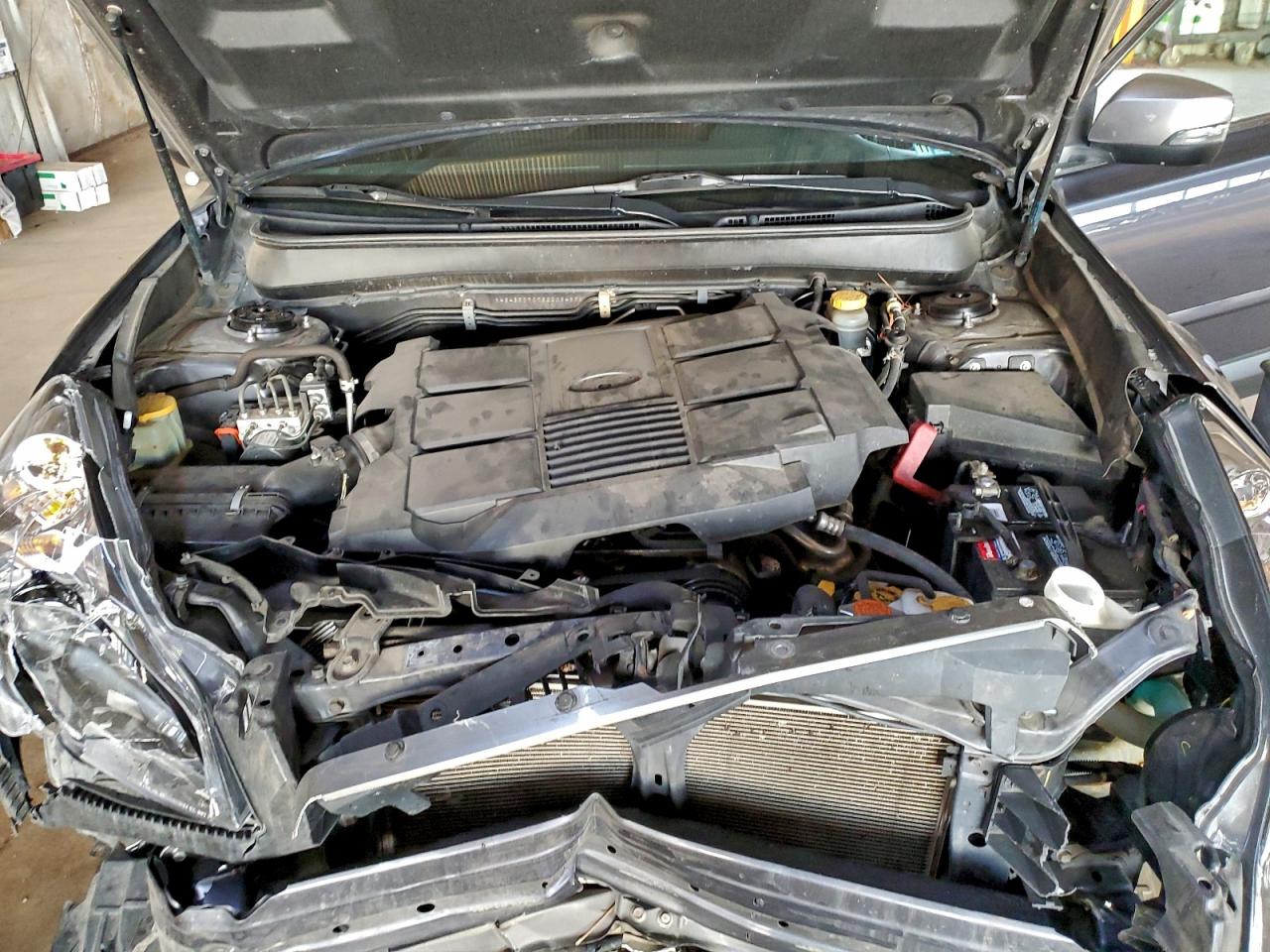 2014 SUBARU OUTBACK 3.6R LIMITED photo 11