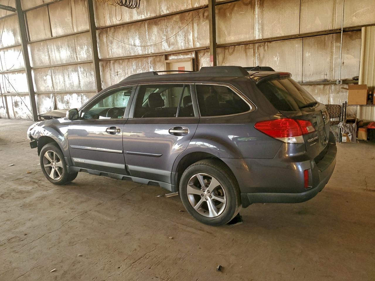 2014 SUBARU OUTBACK 3.6R LIMITED photo 2