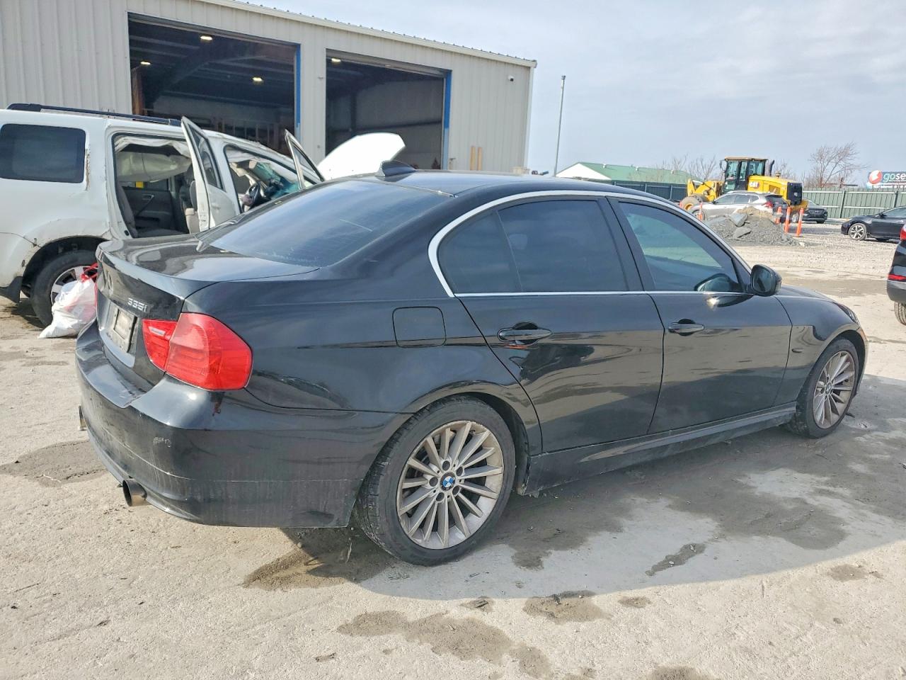 2011 BMW 335 I photo 3