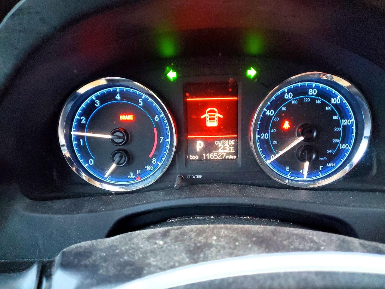 2018 TOYOTA COROLLA L photo 17