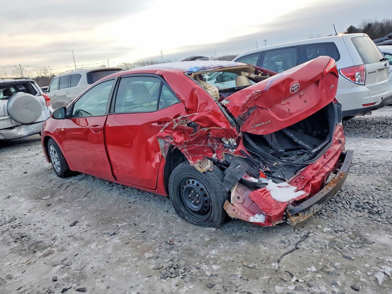 2018 TOYOTA COROLLA L photo 3