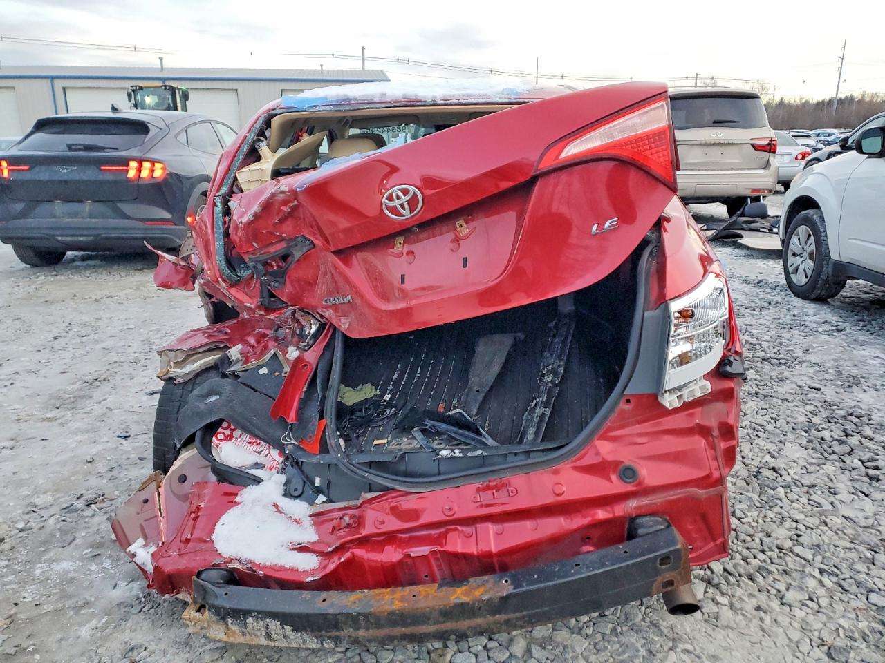 2018 TOYOTA COROLLA L photo 11