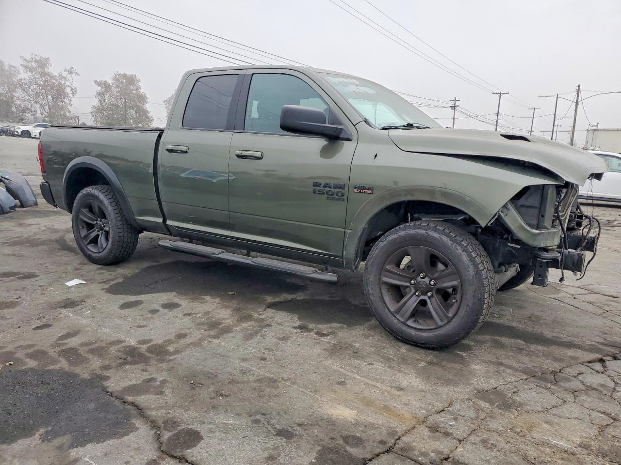 2021 RAM 1500 CLASSIC SLT photo 4