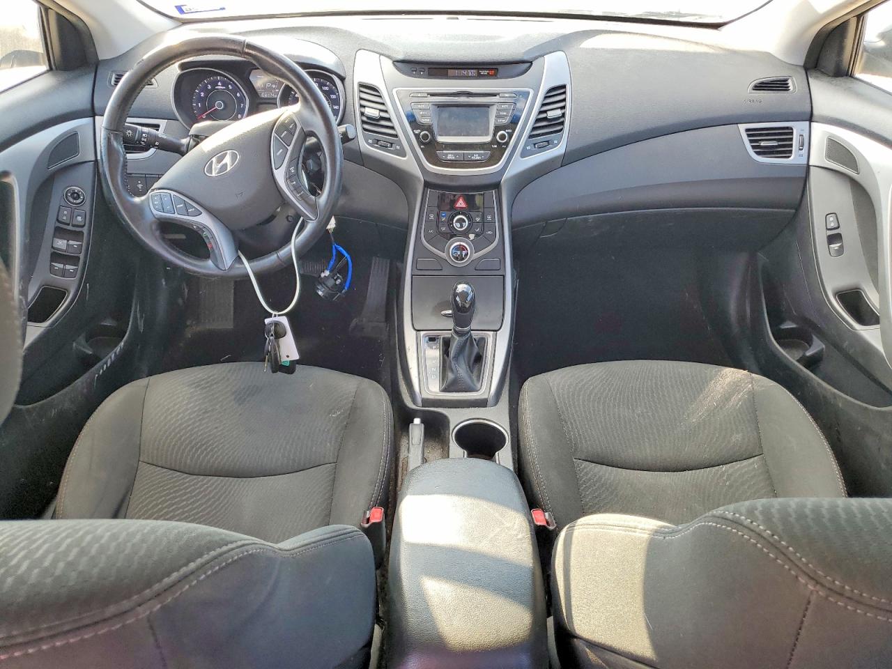 2015 HYUNDAI ELANTRA SE photo 8