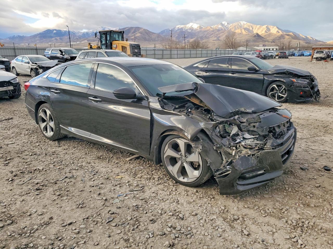 2018 HONDA ACCORD TOURING photo 7