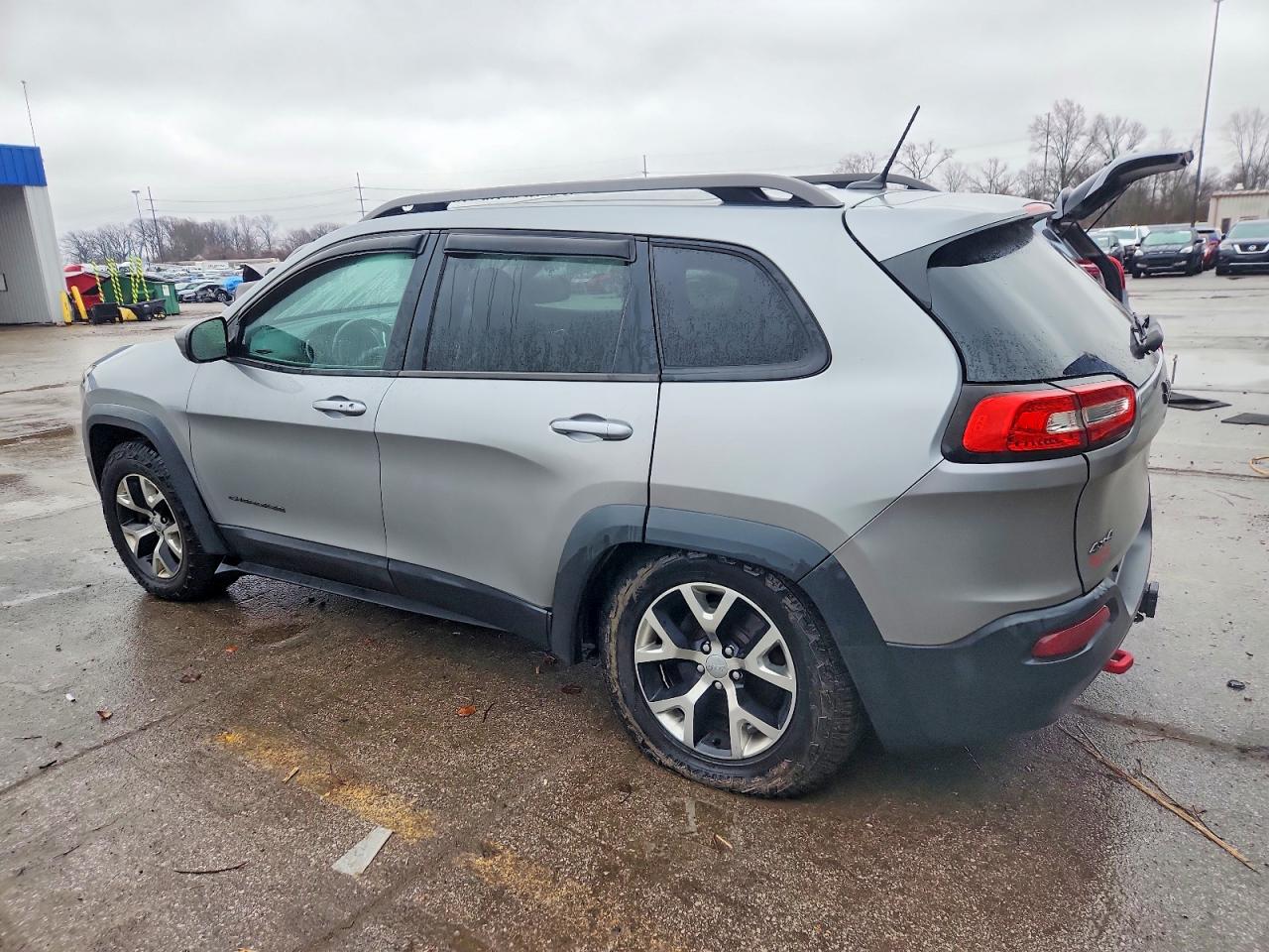 2014 JEEP CHEROKEE TRAILHAWK photo 2