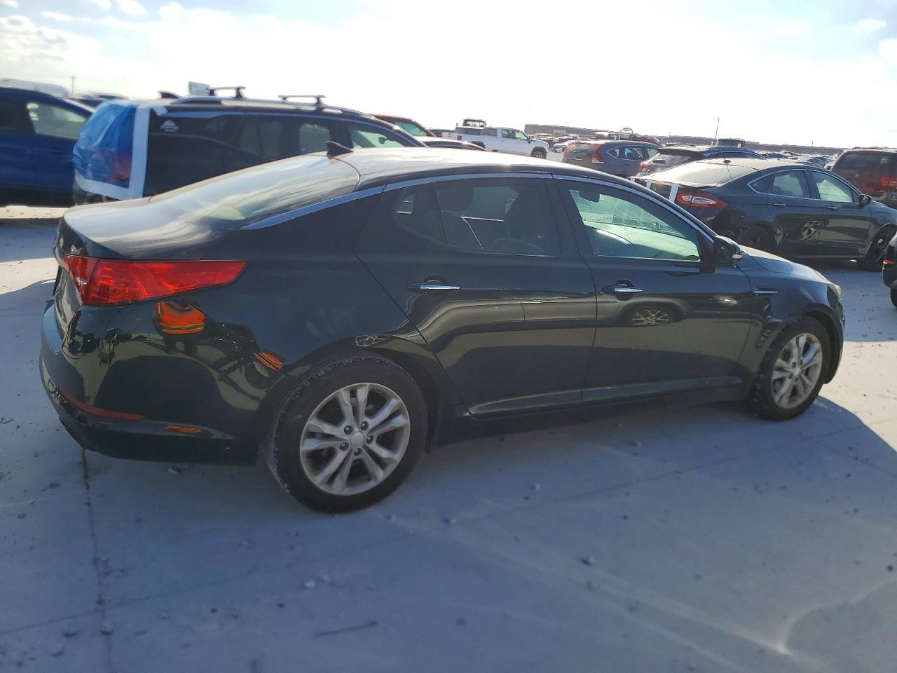 2013 KIA OPTIMA LX photo 3