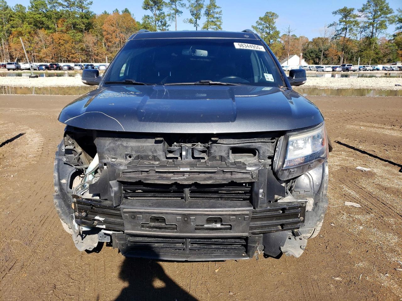 2016 FORD EXPLORER XLT photo 5