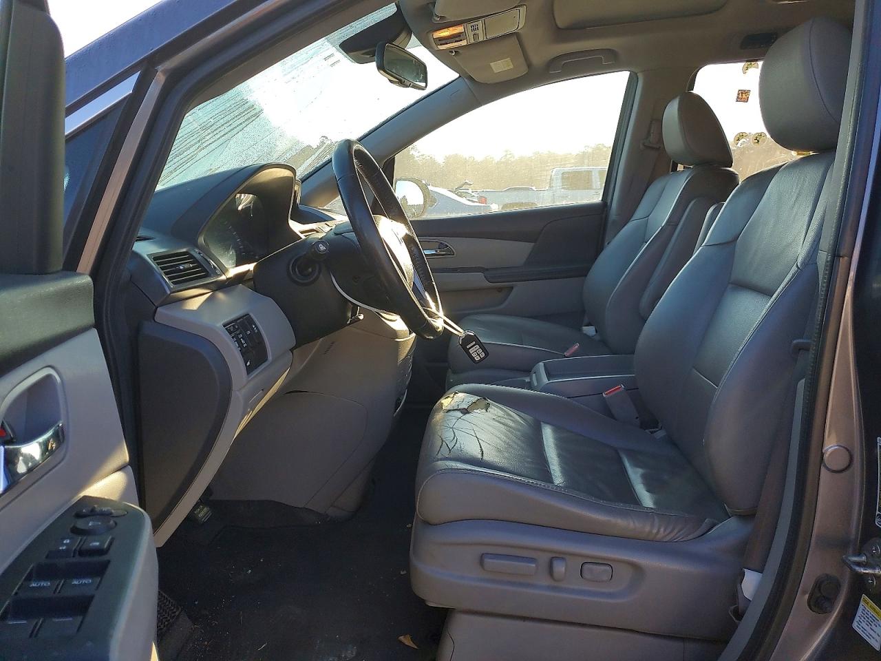 2014 HONDA ODYSSEY EXL photo 7