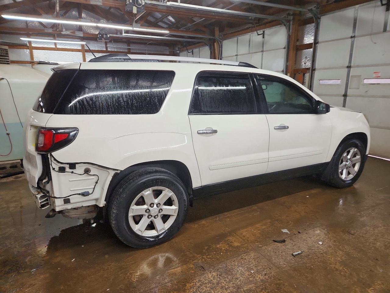 2015 GMC ACADIA SLE photo 3