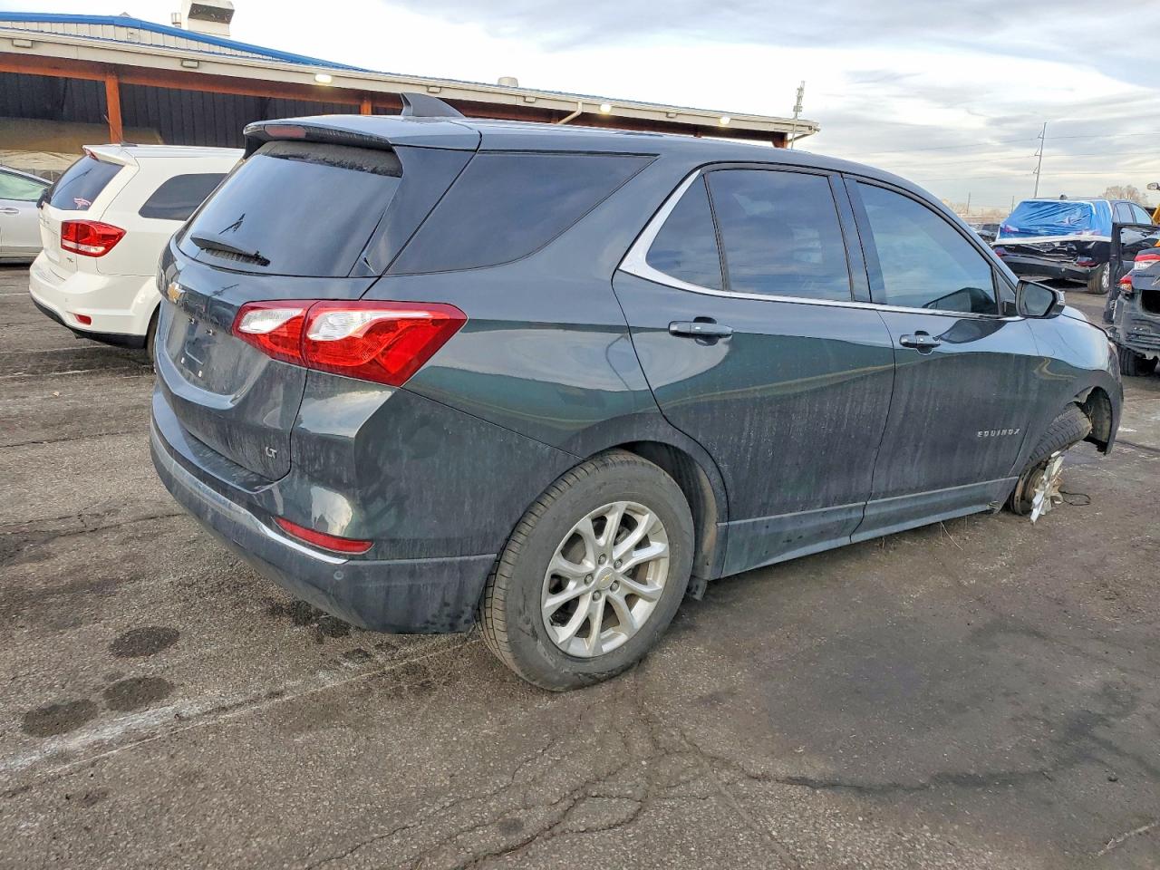 2018 CHEVROLET EQUINOX LT photo 3